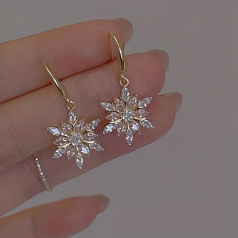 1 Pair Exquisite Snowflake Drop Earrings - Drop & Dangle - Pinkish Crystal Accents, Alloy Construction, Korean Style Fashion Jewelry for Women, Ideal Christmas Gift Idea, Sparkling Crystal Drops, Elegant Winter Accessories