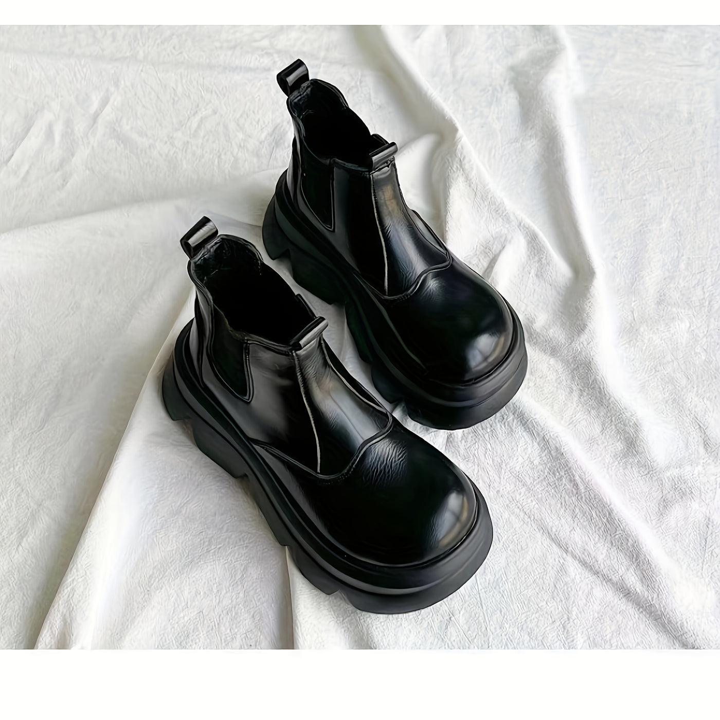 Women's Slip-On Chunky Platform Ankle Boots - Round Toe Winter Casual Shoes with Faux Cover & Fabric Upper, Thick Rubber Sole for Warmth & Traction, Versatile for Everyday & Semi-Formal Outfits, Durable Traction Footwear
