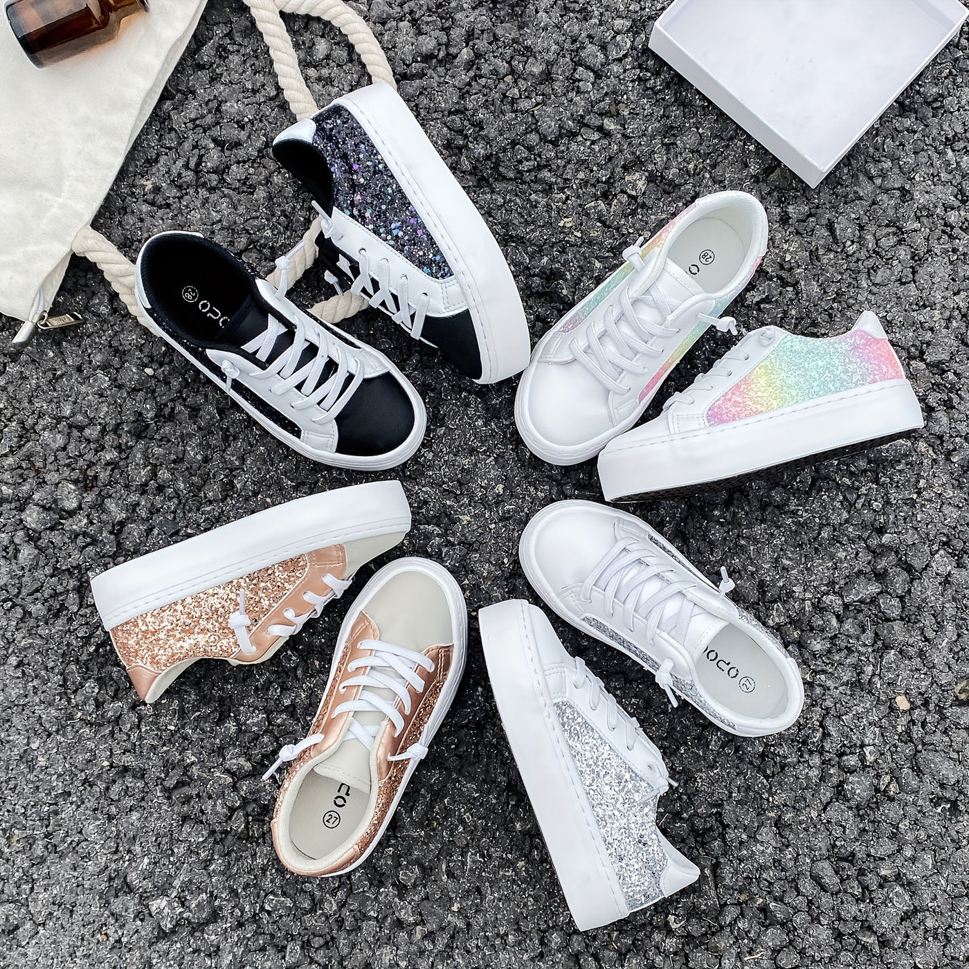 Different Shoe Sizes Have Different Numbers Of Eyelets. White Canvas Shoes For Babies, Mid-top Sneakers, Children's Canvas Shoes, Korean Version Of Simple Boys' And Girls' Shoes, Fashionable Low-top Casual Lace-up Track Shoes