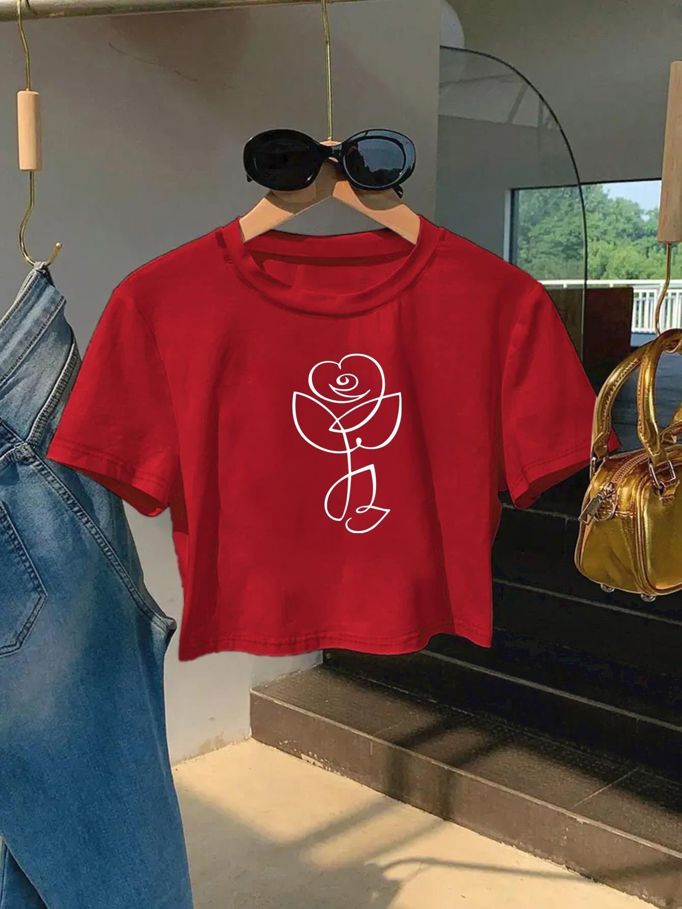 Red Rose Print Cropped T-Shirt