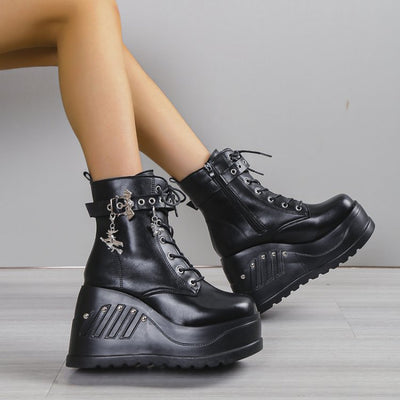 Women's Slip-On Chunky platform boots - Punk-chic ankle boots with non-slip rubber outsole, Faux Cover Shoes for Everyday & special events - Easy Slip-On Closure (Black), Wide Width Boots for Women, Womens Footwear, Woman Hig