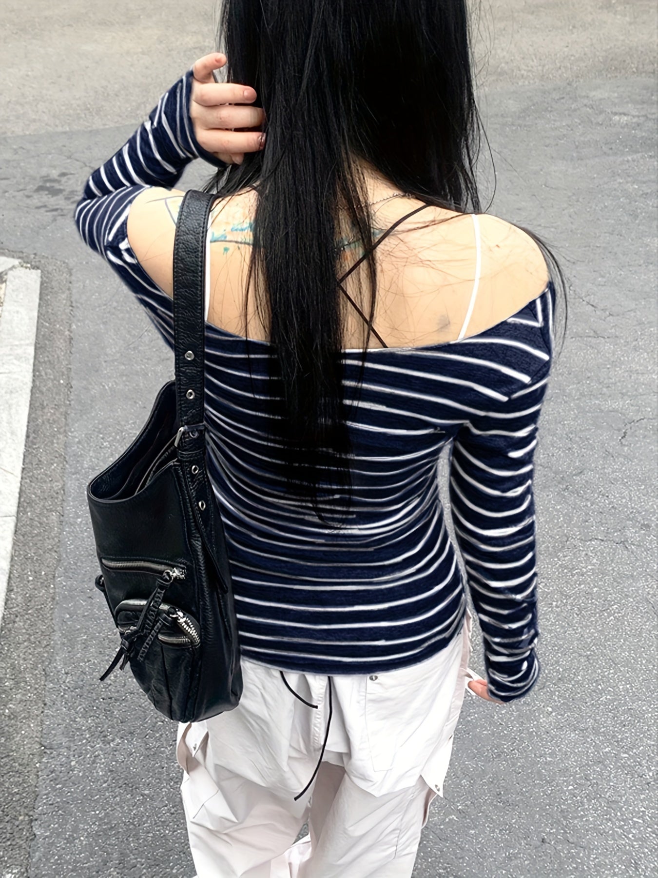 Japanese and Korean Special Targeted Elegant Basic Large Round Neck Slimming Long Sleeve Striped Top