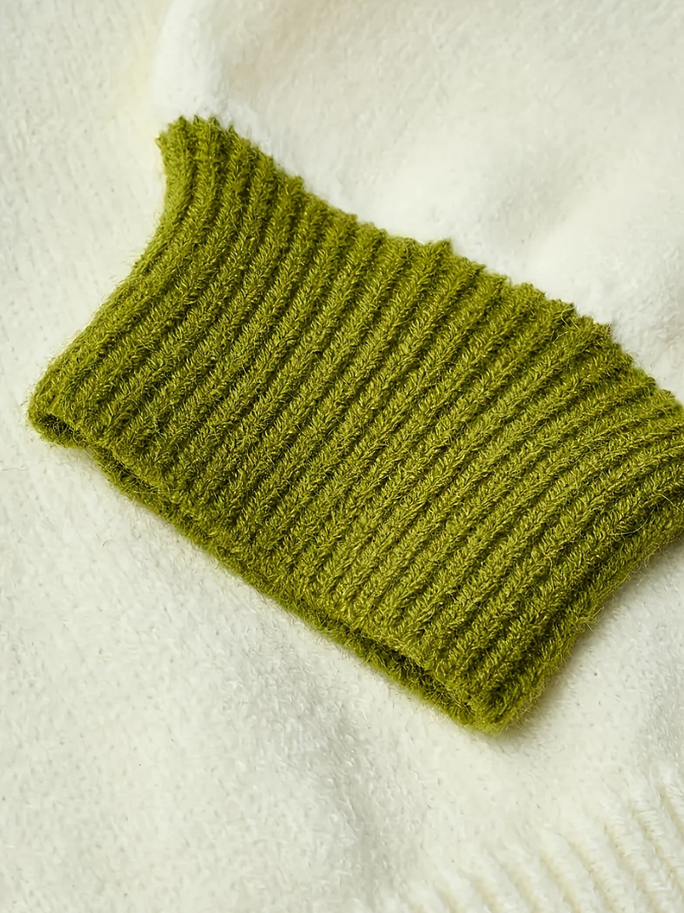 Women's & Olive Green Sweater - Button-Front Cardigan, Ribbed Cuffs - All-Season Layering Sweater for Fall/Winter/Office/Casual Outfits - Elegant Women's Sweater Coat, Sweater, Winter Wardrobe Essential, Round Neckline, Breat