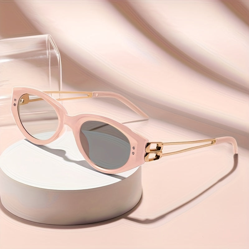 1 Pair of 2025 Fashion Cat-Eye Glasses for Women High-End Korean Slim Black Glasses Anti- Sun Visor