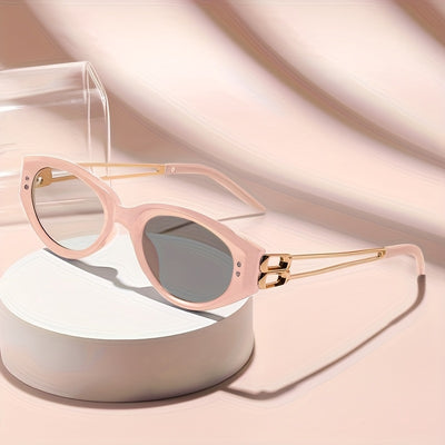 1 Pair of 2025 Fashion Cat-Eye Glasses for Women High-End Korean Slim Black Glasses Anti- Sun Visor