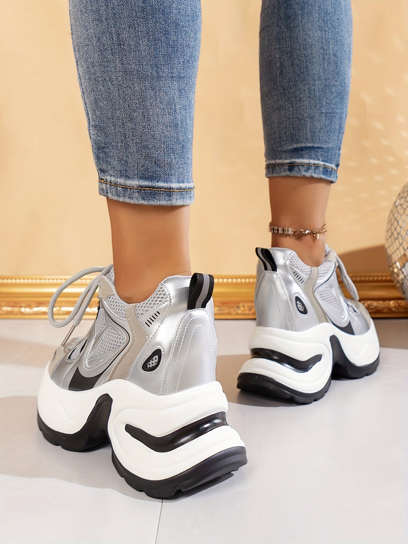 Low-Top Sneakers