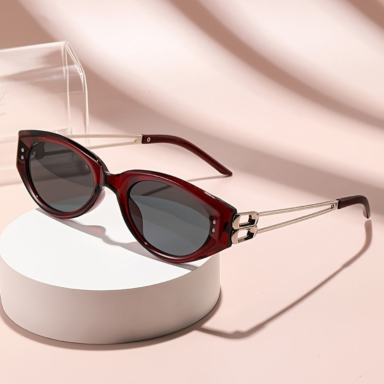 1 Pair of 2025 Fashion Cat-Eye Glasses for Women High-End Korean Slim Black Glasses Anti- Sun Visor