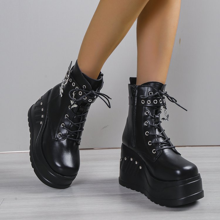 Women's Slip-On Chunky platform boots - Punk-chic ankle boots with non-slip rubber outsole, Faux Cover Shoes for Everyday & special events - Easy Slip-On Closure (Black), Wide Width Boots for Women, Womens Footwear, Woman Hig