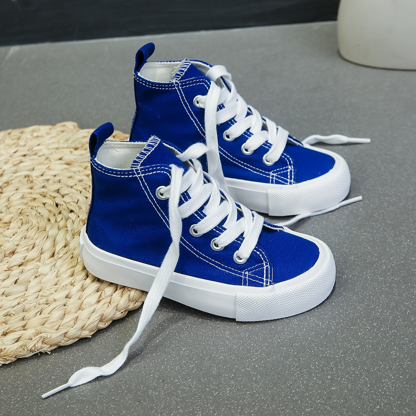 Versatile Unisex Korean Style Canvas Sneakers - Children's Mid-Top Casual Athletic Shoes - Fashionable and Classic for Spring/Fall and Skateboarding