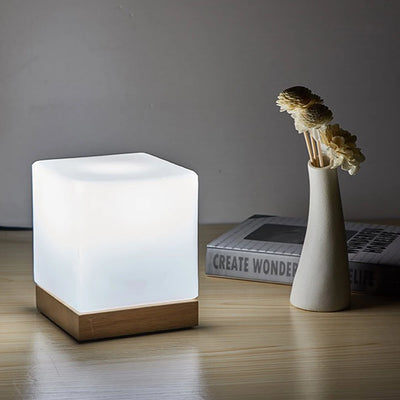 LED desk lamp to protect eyes study desk lamp Nordic solid wood desk lamp modern reading lamp bedroom bedside lamp