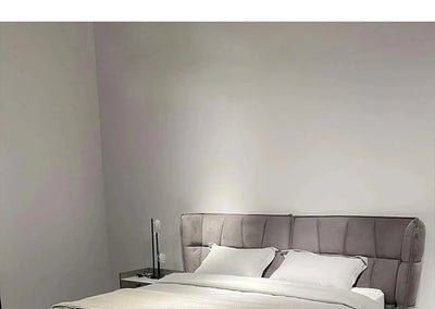 Italian Minimalist Designer 1.8m Master Bedroom Double Bed High-End Home Chenille Velvet Soft Bed Modern for Internet Celebrity