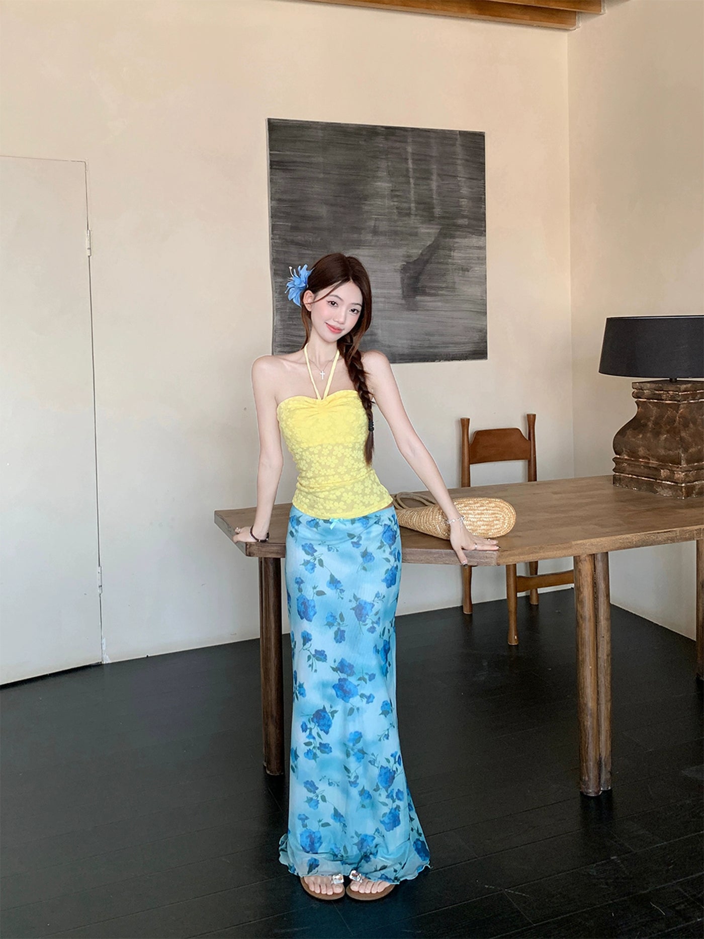 Seaside Vacation Style Suit Pure Desire Stylish White Halter Tube Top Blue Shirt Floral Skirt Two-piece Set