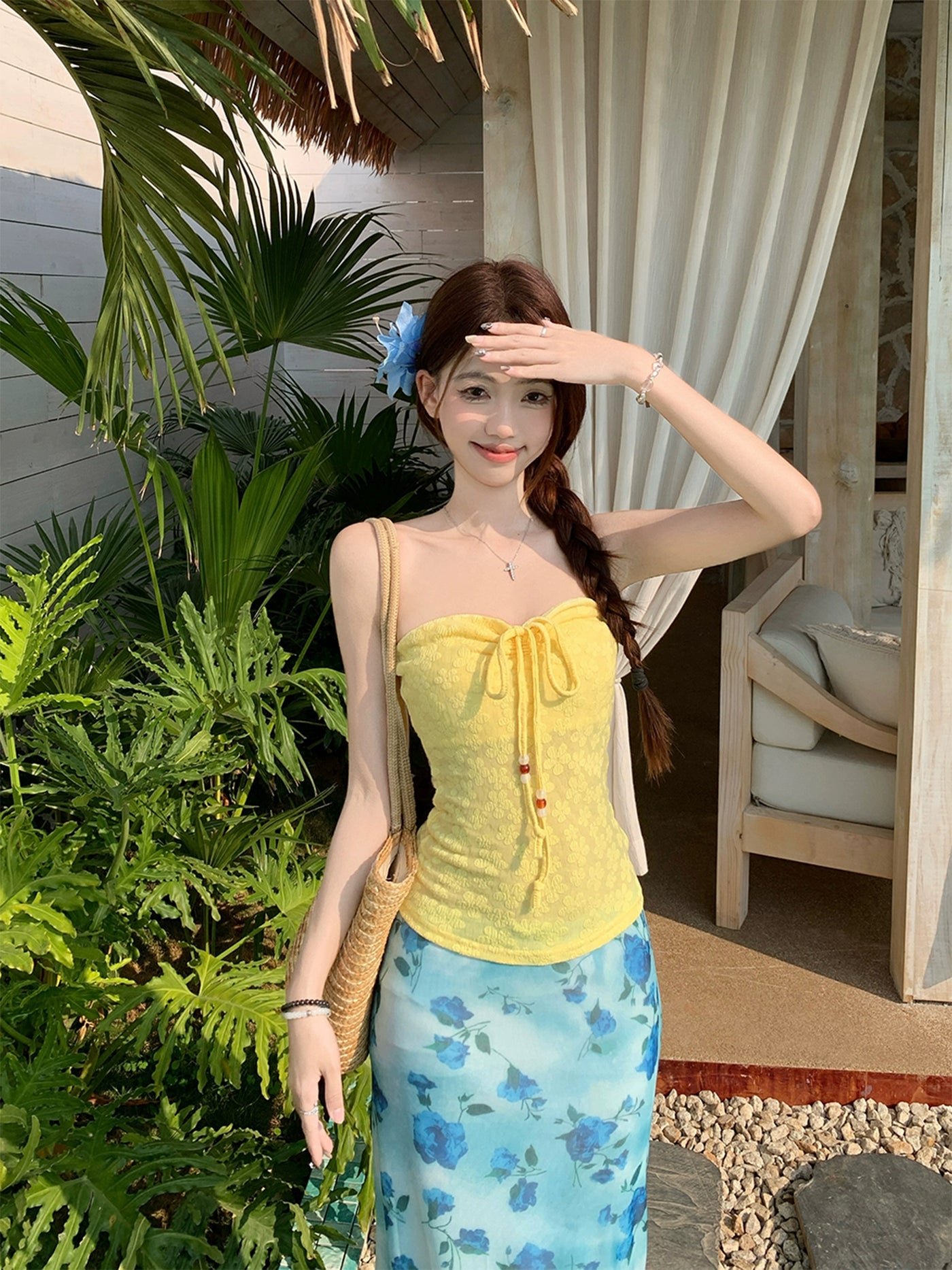 Seaside Vacation Style Suit Pure Desire Stylish White Halter Tube Top Blue Shirt Floral Skirt Two-piece Set