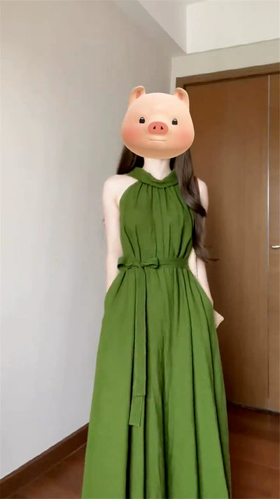 Small Green Halterneck off-the-Shoulder Dress Women's Summer 2025 New Arrival French Style Temperament Classy Vacation Dress