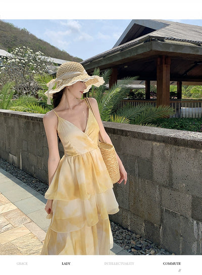 Nipped-Waist New French Seaside Sling Holiday Dress Travel Elegant Cake Dress Summer Beach Dress Female Yellow