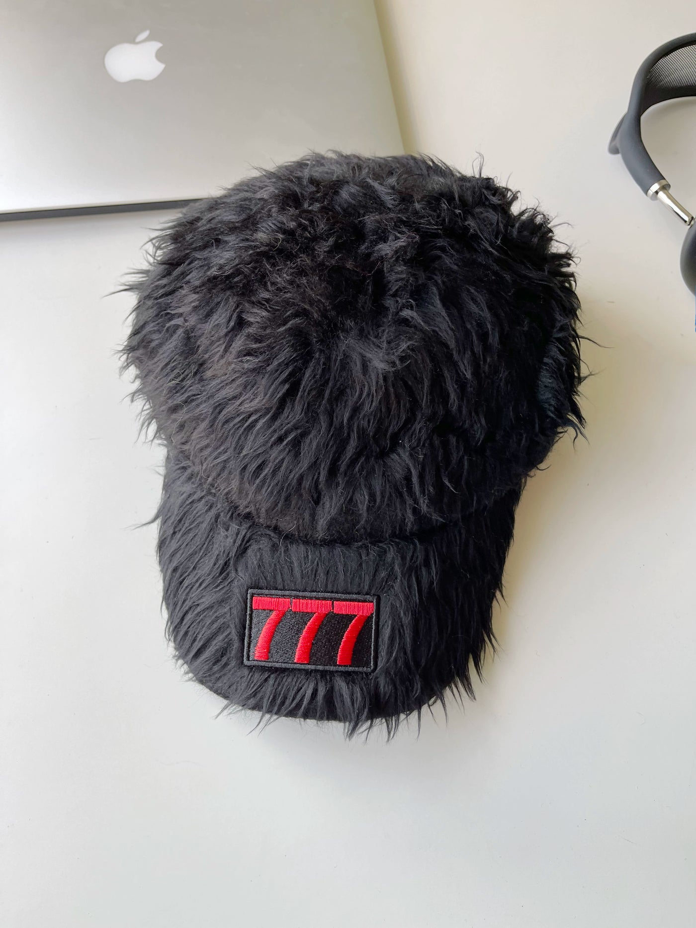 2024 K-style Ins Style 777 Color Embroider Plush Peaked Cap Female Street Baseball Cap Y2g Sexy Trendy