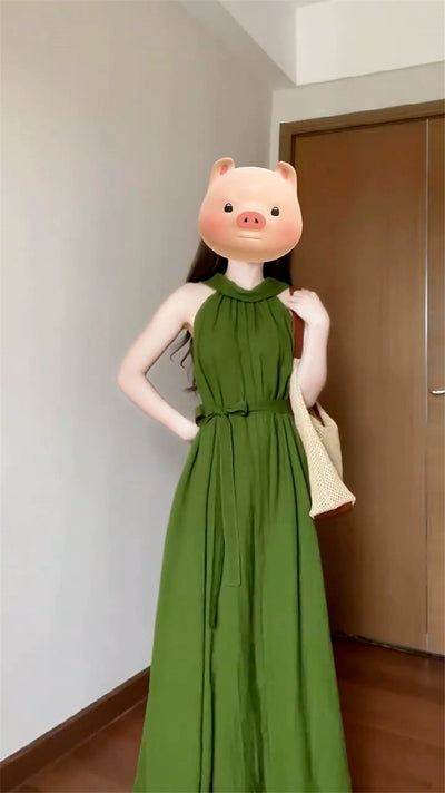 Small Green Halterneck off-the-Shoulder Dress Women's Summer 2025 New Arrival French Style Temperament Classy Vacation Dress