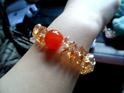 2024 Goddess Fan Affordable Luxury Style Simple and Natural 5alevel Red Agate Crystal Bracelet Fashion Beautiful Bracelet