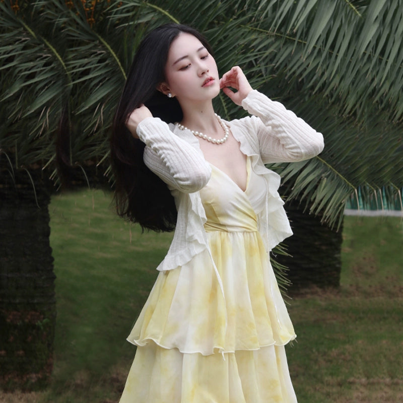 Nipped-Waist New French Seaside Sling Holiday Dress Travel Elegant Cake Dress Summer Beach Dress Female Yellow