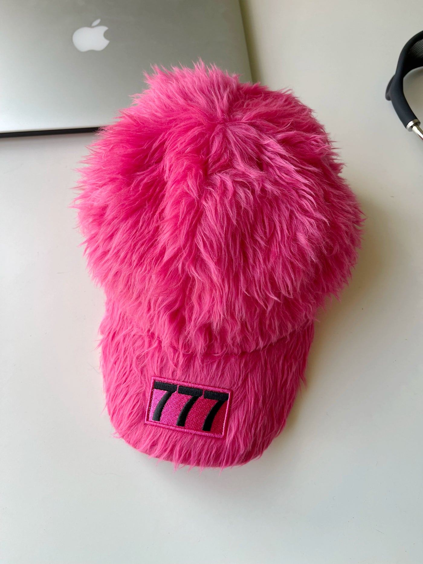 2024 K-style Ins Style 777 Color Embroider Plush Peaked Cap Female Street Baseball Cap Y2g Sexy Trendy