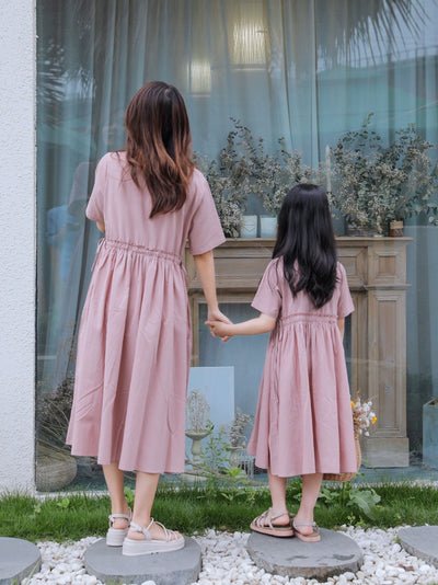Yijiang/2025 Summer Clothing New Arrival Original Mother-Daughter Matching Outfit/Japanese Style Pink Vacation Style Parent-Child Clothing Pure Cotton Dress Thin