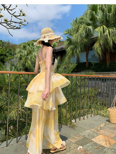 Nipped-Waist New French Seaside Sling Holiday Dress Travel Elegant Cake Dress Summer Beach Dress Female Yellow