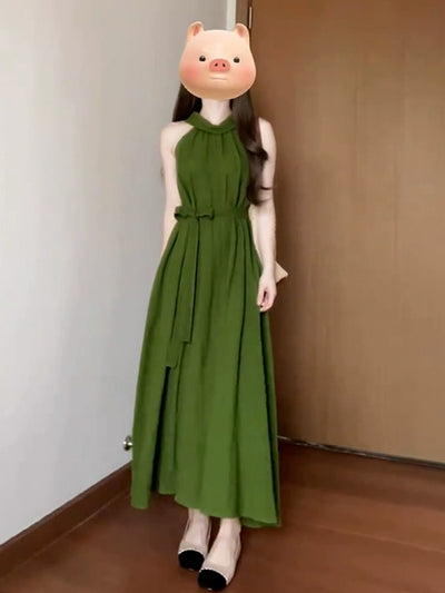 Small Green Halterneck off-the-Shoulder Dress Women's Summer 2025 New Arrival French Style Temperament Classy Vacation Dress