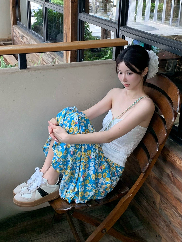 Seaside Vacation Style Suit Pure Desire Stylish White Halter Tube Top Blue Shirt Floral Skirt Two-piece Set