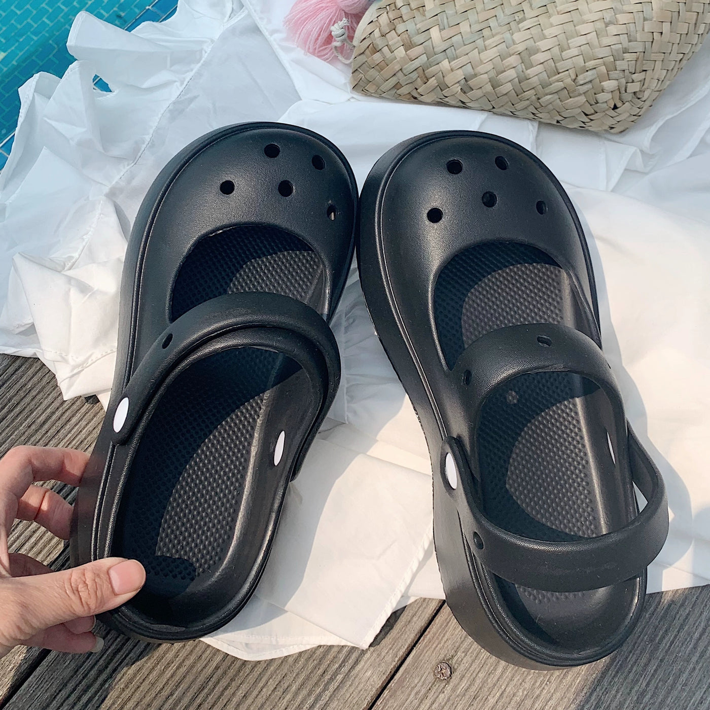 Thin Strip Sweet Rhinestone Mary Jane Sandals Fairy Style Fashion Summer Outwear Holiday Sandals Hole Shoes