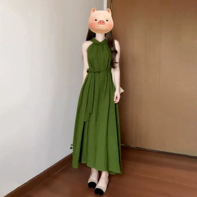 Small Green Halterneck off-the-Shoulder Dress Women's Summer 2025 New Arrival French Style Temperament Classy Vacation Dress