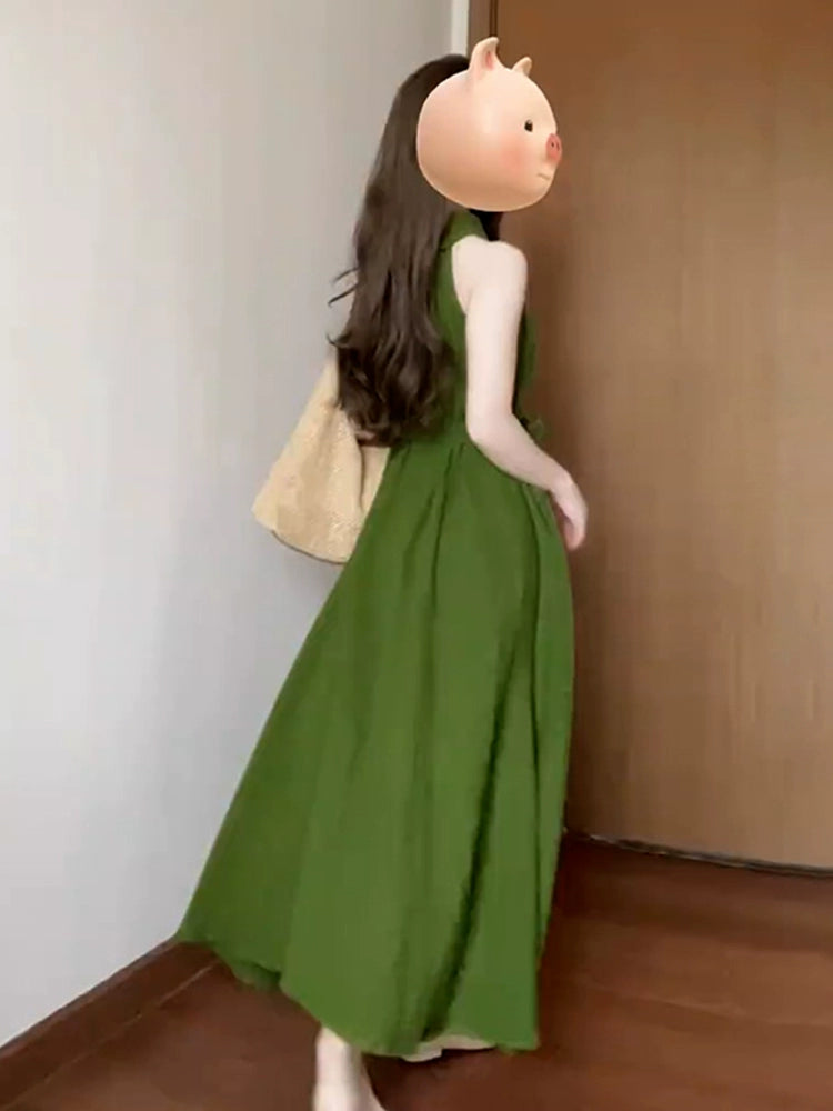 Small Green Halterneck off-the-Shoulder Dress Women's Summer 2025 New Arrival French Style Temperament Classy Vacation Dress