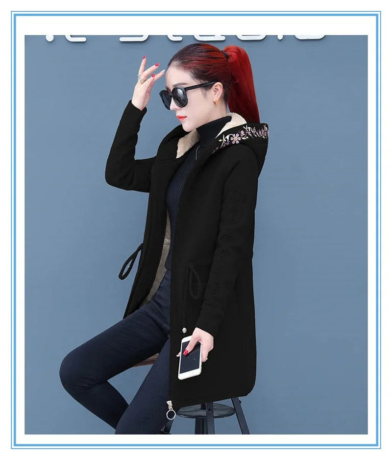 Plus Velvet Thicken Lamb Plush Coat Female 2024 New Autumn And Winter Parka Lace-Up Of Hooded Loose Long Trench Coat Embroid LA