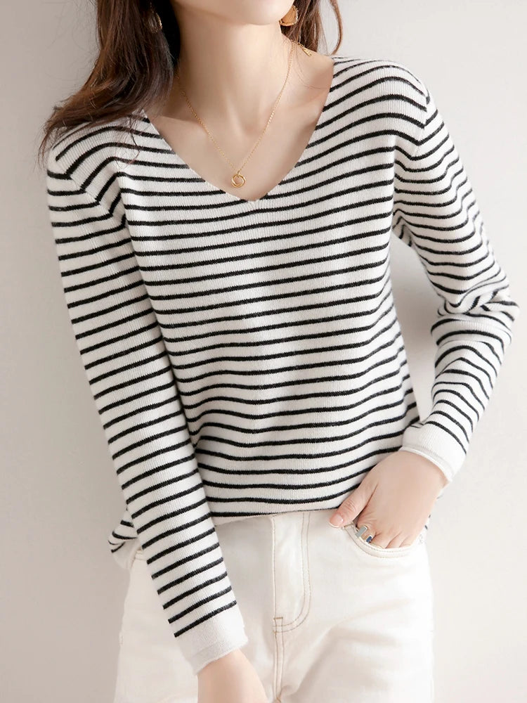New Striped V-neck Sweater Women's All-Match Loose Sweater Fall Winter Fashion Bottoming Shirt Inner Wear Blouse