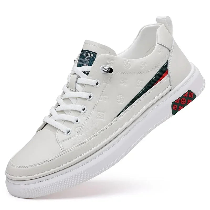 Spring New Shoes for Men Genuine Leather Casual Shoes Leisure Flats Skateboard Shoes Cow Leather Youth Lace-up Sneakers