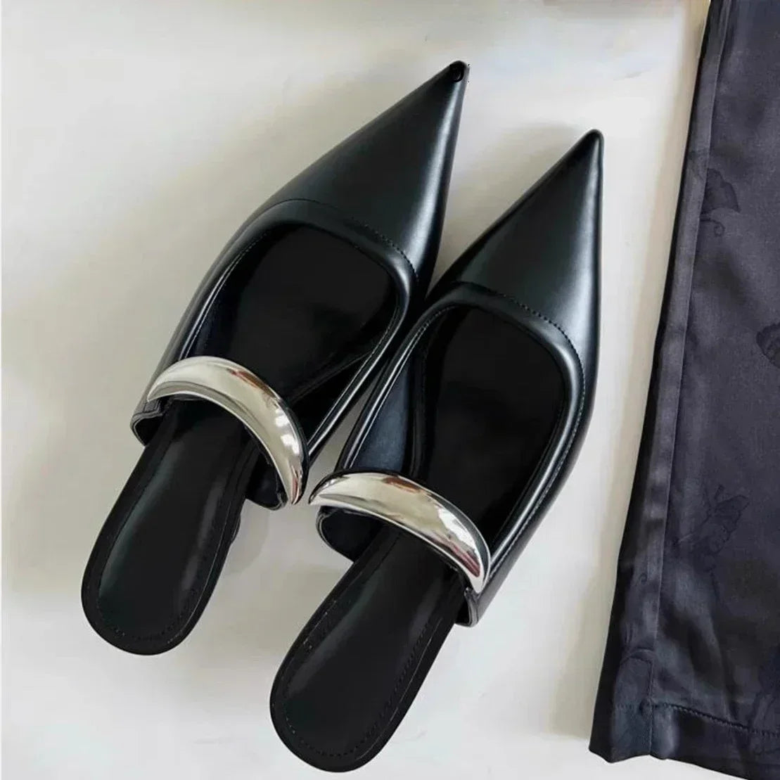 Chunky Pointed Toe Slippers Women Metal Buckle Retro Slides Female Comfy Fashion Low Heel Sandals Designer Mules Pumps Women