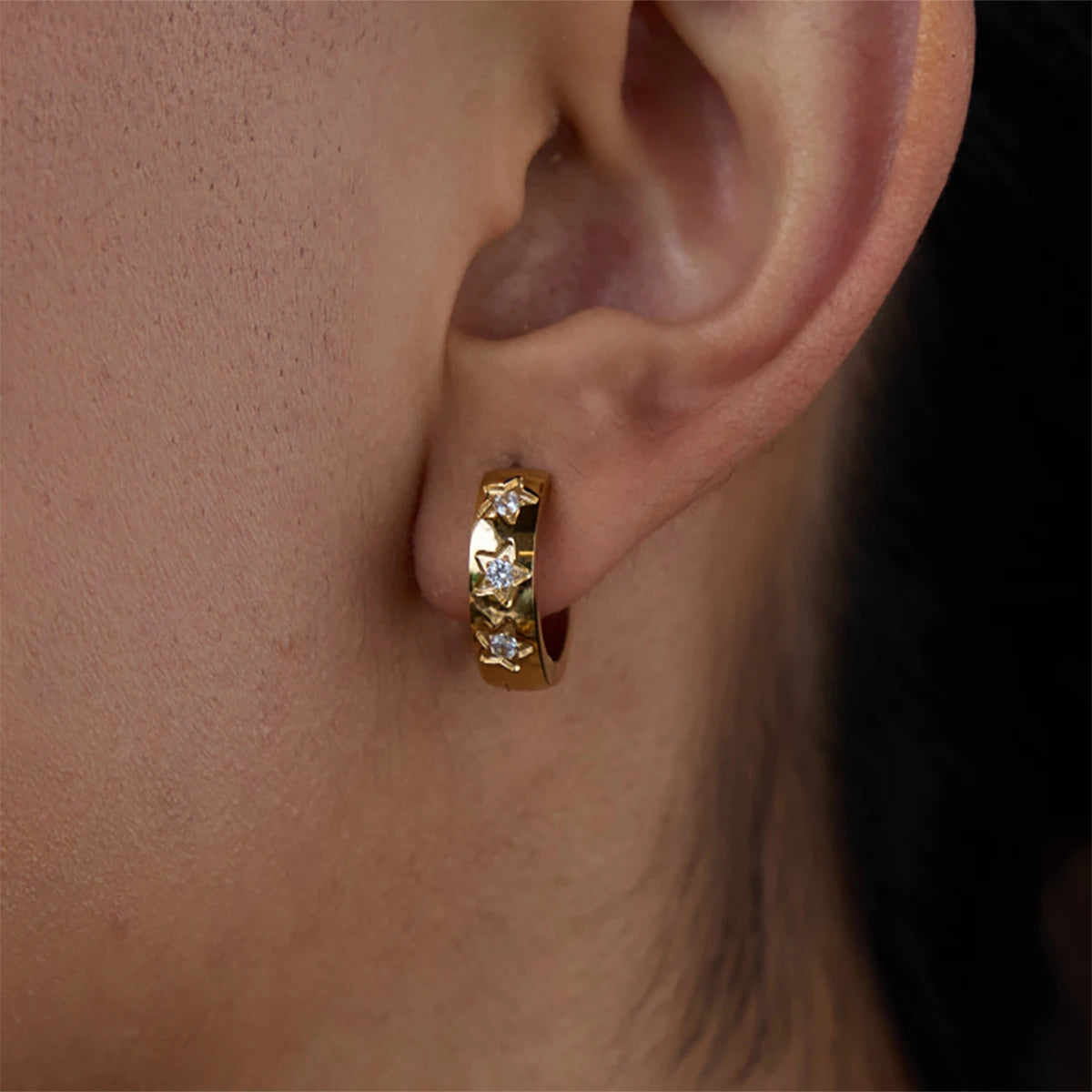 Youthway Star Zirconia Round Hoop Earrings Stainless Steel High Quality Jewelry Minimalist Elegant Chic Earrings Wholesale
