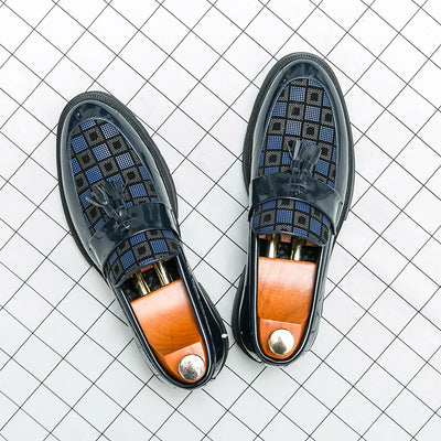 Fashion Brand Spring Tassel Patent Leather Glossy Men's Leather Shoes Business Dress Shoes New Comfortable Groom Wedding Shoes