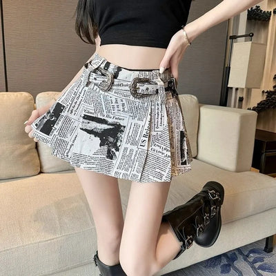 Women's Super Short Skirt Newspaper Print Four Seasons High Waist American Spice Girl Pleated   Anti-glare A-line Bustle Skirt