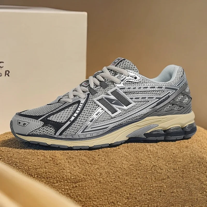New Fashion Men's and Women's Running Basketball Shoes Couple Retro Casual Shoes Classic Sneakers