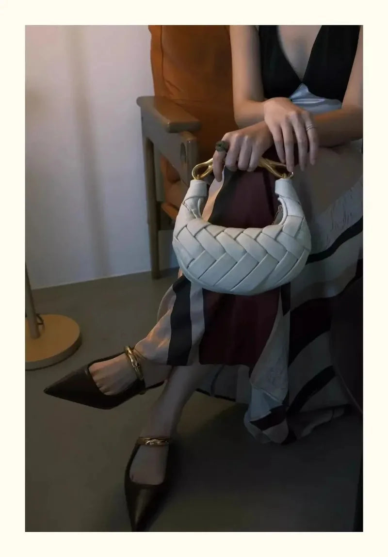 Chunky Pointed Toe Slippers Women Metal Buckle Retro Slides Female Comfy Fashion Low Heel Sandals Designer Mules Pumps Women