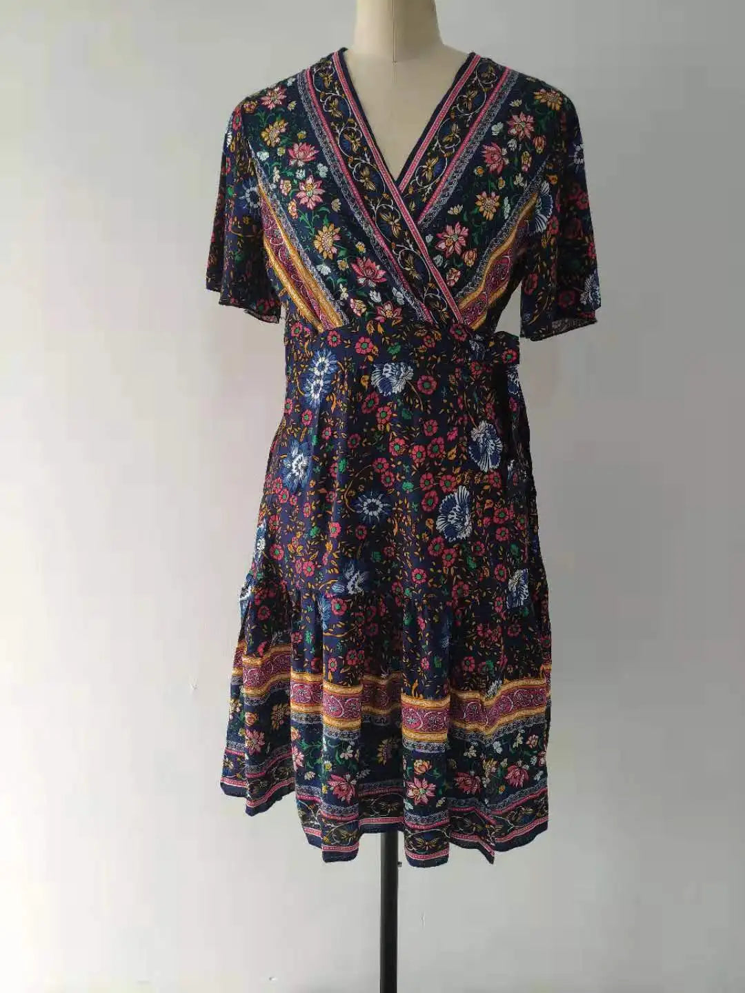 Summer Woman Playsuits Flowers Printed Sexy Off Shoulder Slim Romper Jumpsuit Women Short Sleeve Holiday Beach Playsuit