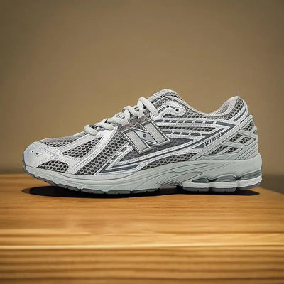 New Fashion Men's and Women's Running Basketball Shoes Couple Retro Casual Shoes Classic Sneakers