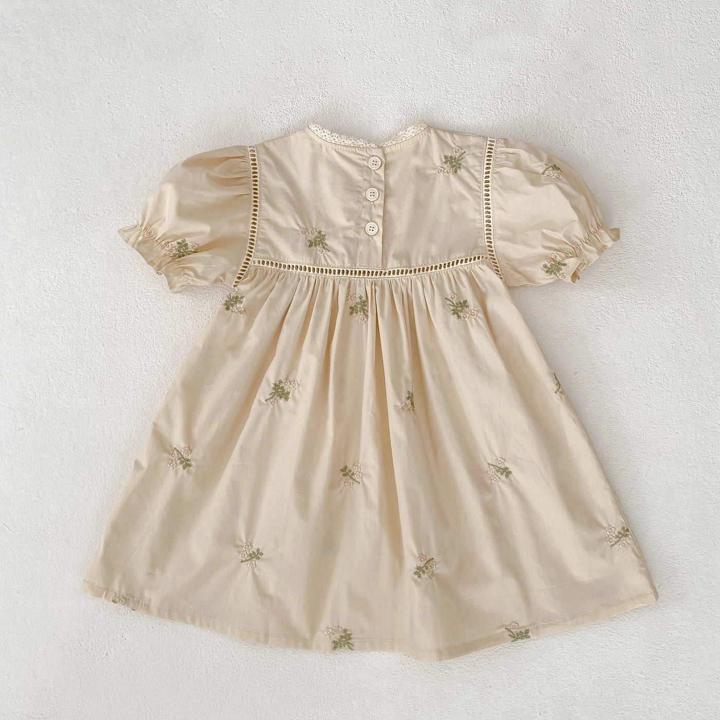 1-6Yrs Summer Girls Dress Embroider Lace Collar Kids Girls Dress Pure Cotton Thin Short Sleeved Children Girls Princess Dress ﻿