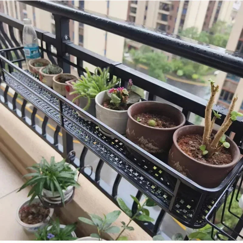 Elegant European-Style Flower Stand Expansive Iron Art Balcony Rail Organizer Decorative Hanging Pot Holder Urban Green Space