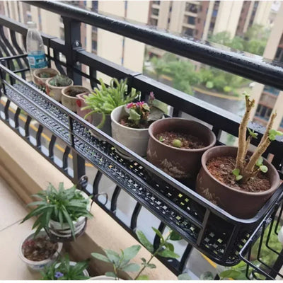 Elegant European-Style Flower Stand Expansive Iron Art Balcony Rail Organizer Decorative Hanging Pot Holder Urban Green Space