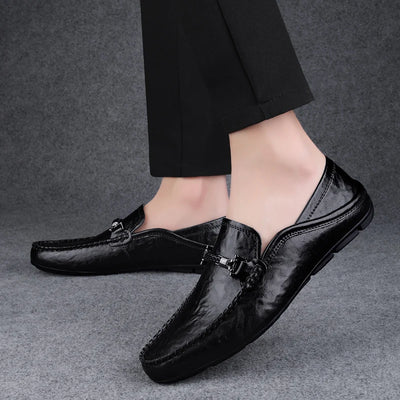 Men's breathable casual summer shoes with hollowed out men's driving shoes, high-quality men's business  genuine leather loafers