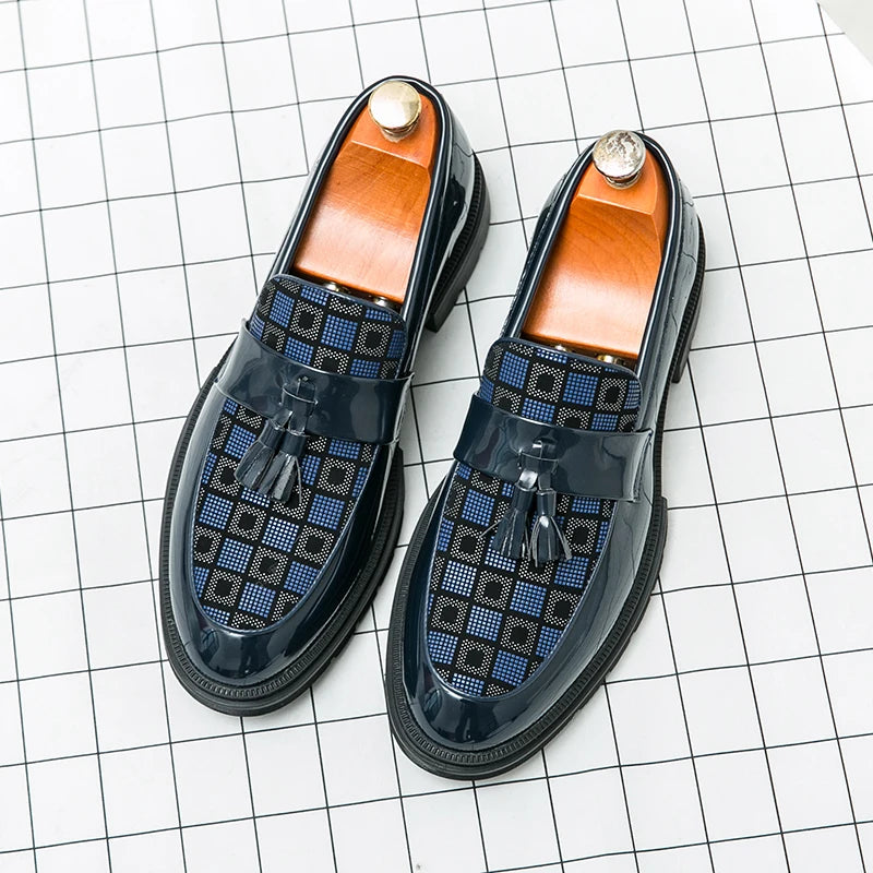 Fashion Brand Spring Tassel Patent Leather Glossy Men's Leather Shoes Business Dress Shoes New Comfortable Groom Wedding Shoes