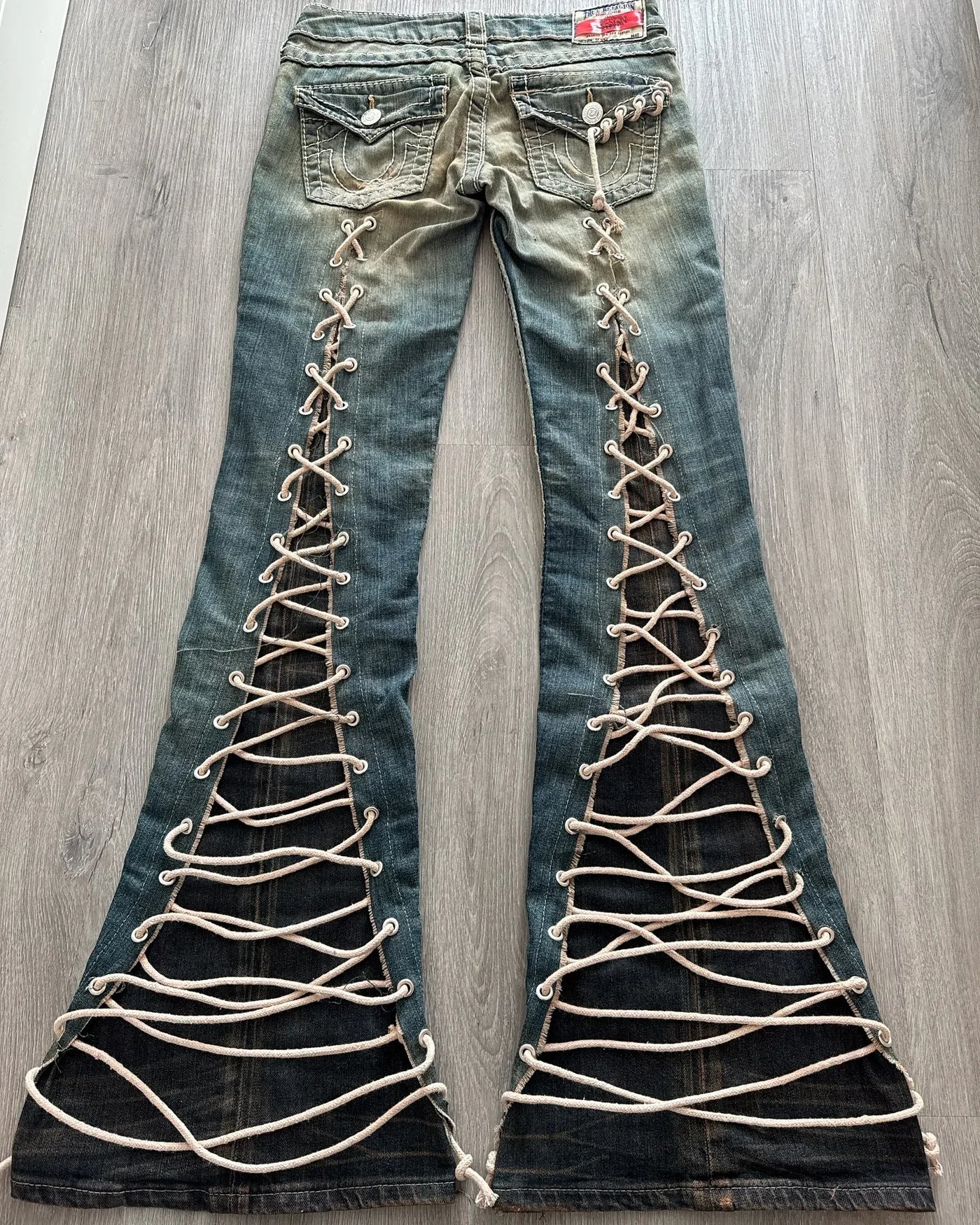 High Waisted Y2k Jeans Retro Blue Ripped Jeans for Women Line Sewn Gothic Punk Trumpet Jeans Casual Slim Streetwear Trousers
