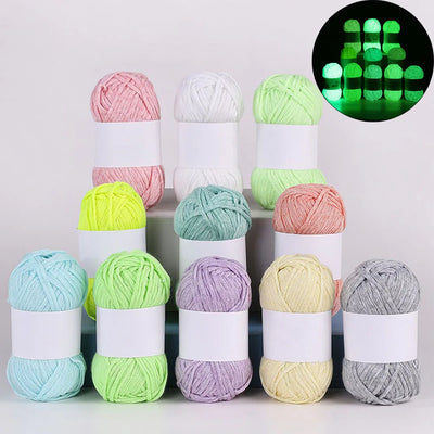 50g/Ball 4mm 80 Meters Luminous Yarn Fluorescent Glow in The Dark Yarn for DIY Arts Crafts Knitting Sweater Hat Scarf Thread