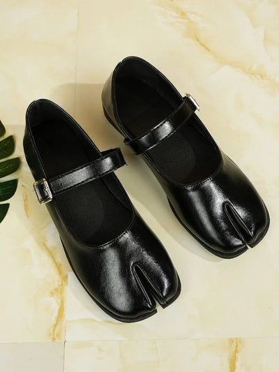 Women Flat Women's Square Toe Retro Single Shoes One Word Buckle Shallow Mouth Mary Jane Shoes Split Toe Shoes Sandals